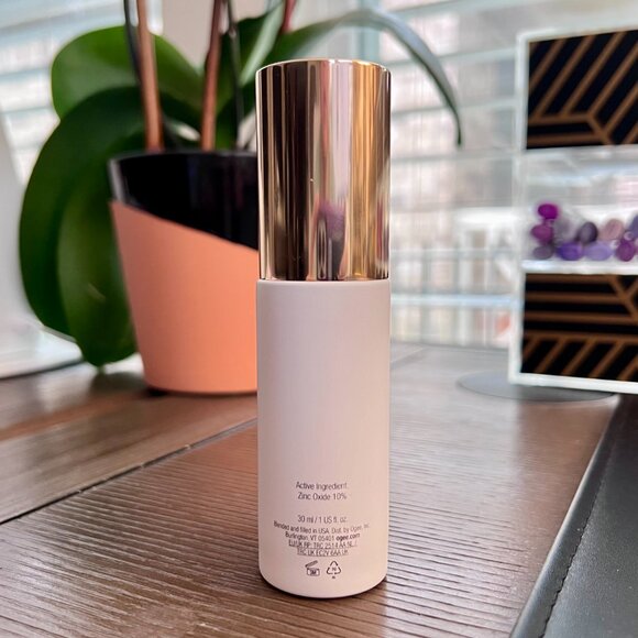 OGEE Skin Enhancing Primer SPF 40 Mineral Sunscreen - Picture 2 of 4